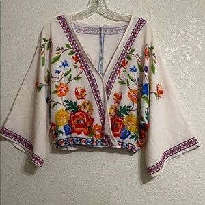 Floral Embroidered Kimono Top